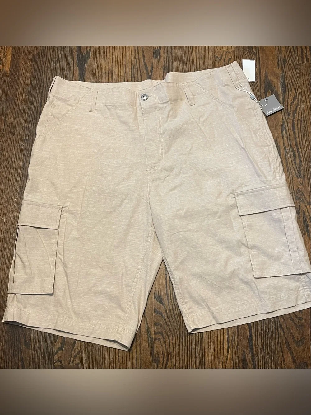 Paulo Solari  casual Men's Cream Cargo Shorts with Utility Pockets size 42  NWT